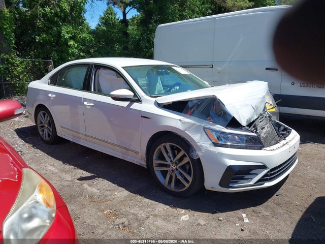 Aukcja sprzedaży 2017 Volkswagen Passat 1.8t R-line, vin: 1VWDT7A32HC049377, numer aukcji: 45315766