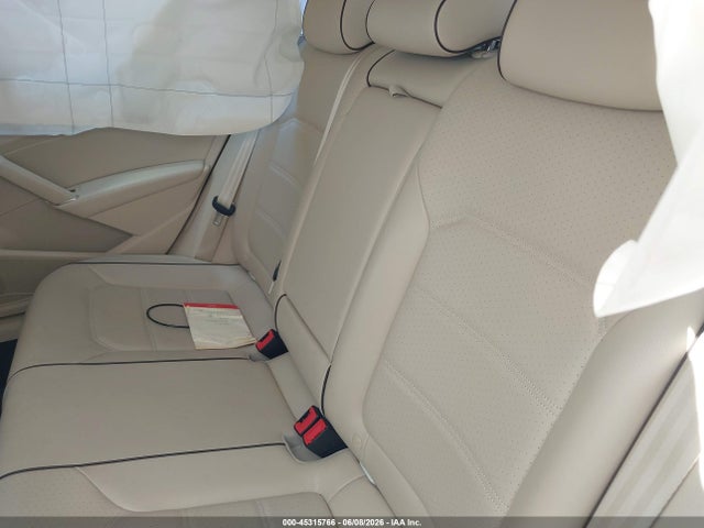 Aukcja sprzedaży 2017 Volkswagen Passat 1.8t R-line, vin: 1VWDT7A32HC049377, numer aukcji: 45315766