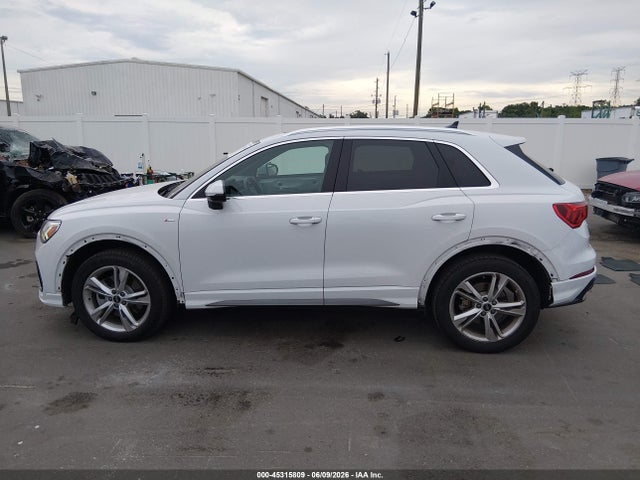 45315809 :رقم المزاد ، WA1EECF36N1082953 vin ، 2022 Audi Q3 Premium Plus 45 Tfsi S Line Quattro Tiptronic مزاد بيع