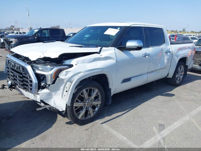 Продажа на аукционе авто 2023 Toyota Tundra Hybrid Capstone, vin: 5TFVC5DB4PX032053, номер лота: 45315810