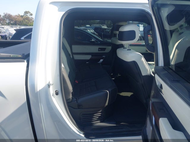 Продажа на аукционе авто 2023 Toyota Tundra Hybrid Capstone, vin: 5TFVC5DB4PX032053, номер лота: 45315810
