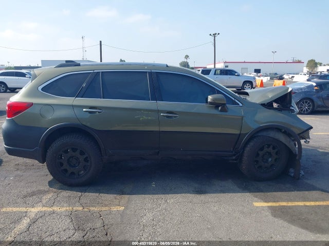 Продаж на аукціоні авто 2017 Subaru Outback 2.5i Touring, vin: 4S4BSATC7H3291004, номер лоту: 45315820