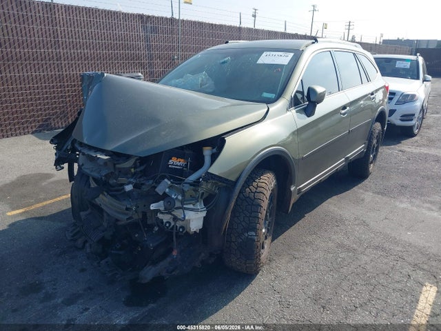 Продаж на аукціоні авто 2017 Subaru Outback 2.5i Touring, vin: 4S4BSATC7H3291004, номер лоту: 45315820