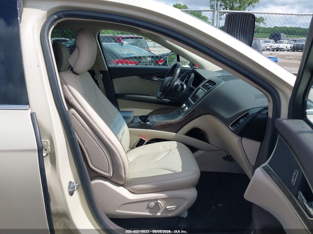 2016 Lincoln Mkx Select მანქანა იყიდება აუქციონზე, vin: 2LMTJ8KR0GBL46322, აუქციონის ნომერი: 45315823