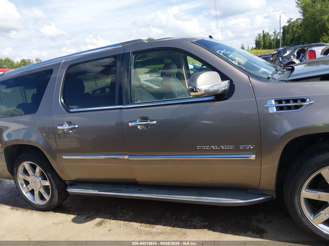 Aukcja sprzedaży 2012 Cadillac Escalade Esv Luxury, vin: 1GYS4HEF4CR184698, numer aukcji: 45315834