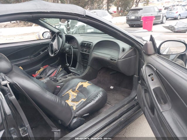 Aukcja sprzedaży 2002 Ford Mustang Gt/gt Premium, vin: 1FAFP45X12F110631, numer aukcji: 45315874