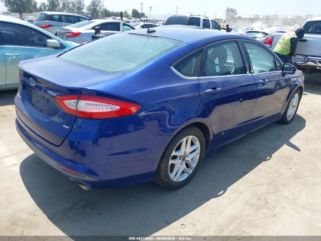 3FA6P0H74GR216943 Ford FUSION SE