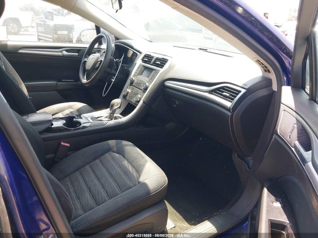 3FA6P0H74GR216943 Ford FUSION SE