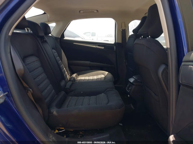 3FA6P0H74GR216943 Ford FUSION SE