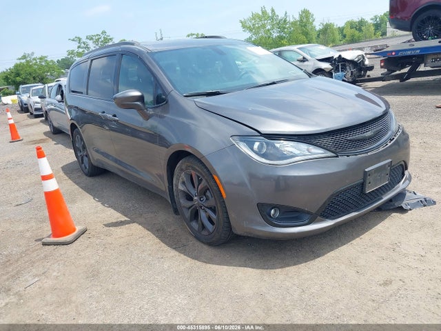 Aukcja sprzedaży 2018 Chrysler Pacifica Touring L Plus, vin: 2C4RC1EG3JR260281, numer aukcji: 45315895