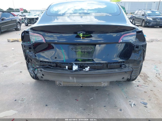 45315914 :رقم المزاد ، 5YJ3E1EA1PF596592 vin ، 2023 Tesla Model 3 Rear-wheel Drive مزاد بيع