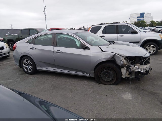 Продажа на аукционе авто 2016 Honda Civic Lx, vin: 2HGFC2F54GH550101, номер лота: 45315946