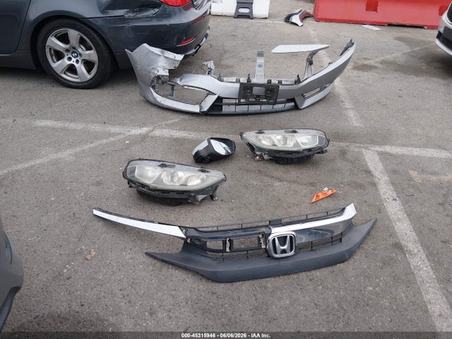 Продажа на аукционе авто 2016 Honda Civic Lx, vin: 2HGFC2F54GH550101, номер лота: 45315946