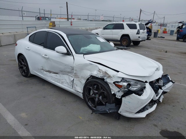 Alfa Romeo Giulia Rwd 2019 ZARFAMAN5K7600148 Image 1