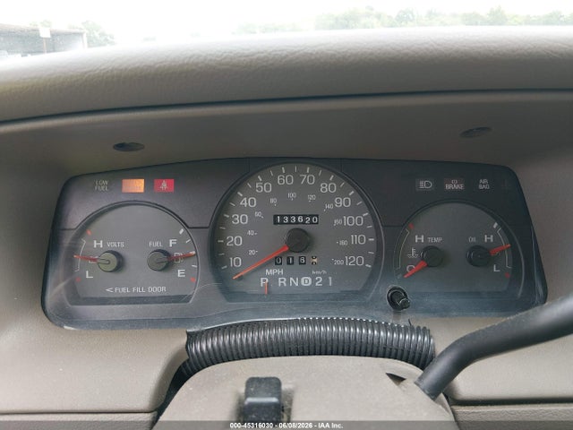 Aukcja sprzedaży 2000 Mercury Grand Marquis Gs, vin: 2MEFM74W5YX738989, numer aukcji: 45316030