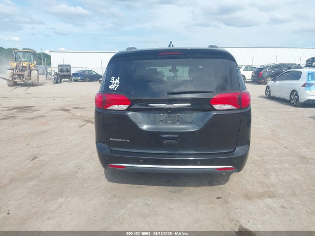 45316063 :رقم المزاد ، 2C4RC1BG7HR702333 vin ، 2017 Chrysler Pacifica Touring-l مزاد بيع