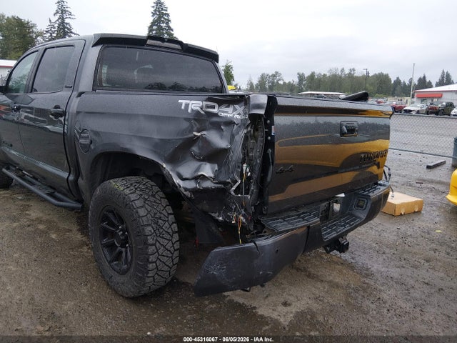 5TFHY5F15MX034067 Toyota Tundra Limited