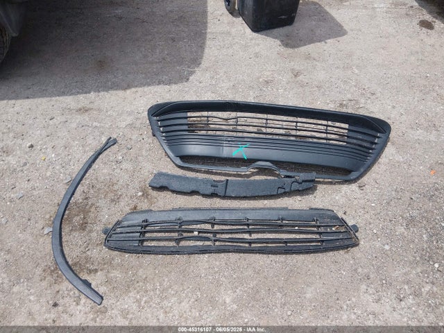 Toyota COROLLA LE 2025 5YFB4MDE2SP291300 Image 12