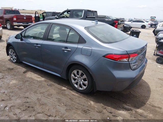 Toyota COROLLA LE 2025 5YFB4MDE2SP291300 Image 3