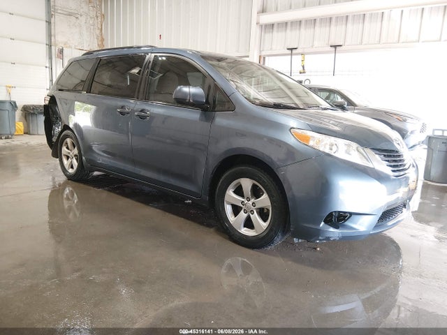 Toyota Sienna Le 8 Passenger 2017 5TDKZ3DC1HS814493 main image