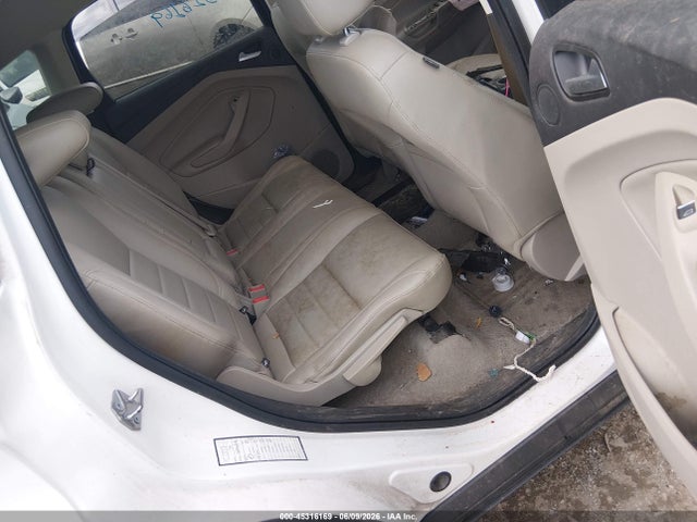 45316169 :رقم المزاد ، 1FMCU0J97FUA69098 vin ، 2015 Ford Escape Titanium مزاد بيع