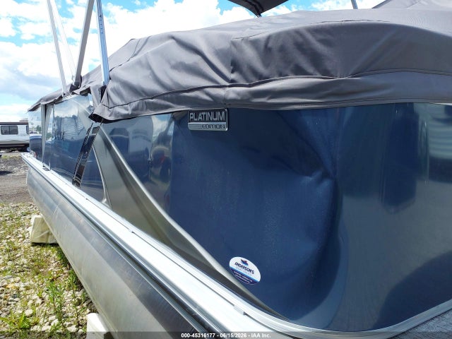 Tahoe Pontoon 2025 DVN70061B525 Image 6