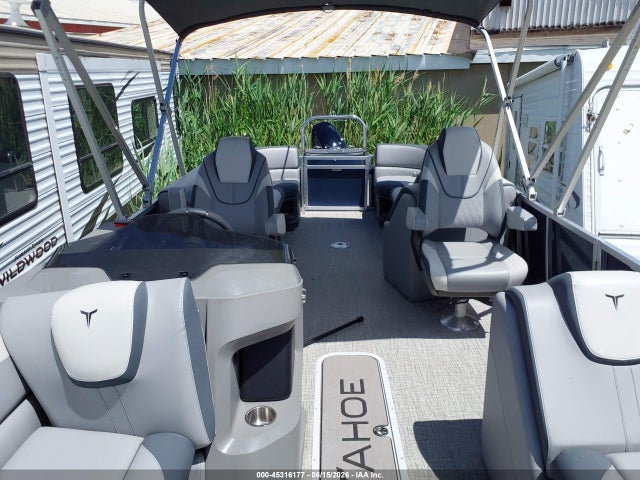 Tahoe Pontoon 2025 DVN70061B525 Image 8