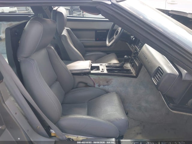 45316183 :رقم المزاد ، 1G1YY0783F5113968 vin ، 1985 Chevrolet Corvette مزاد بيع