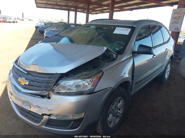 Chevrolet Traverse Ls 2015 1GNKRFED4FJ308747 Image 2