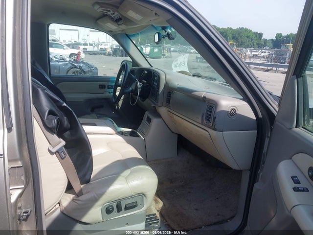 2002 Chevrolet Tahoe Lt მანქანა იყიდება აუქციონზე, vin: 1GNEC13Z72R137018, აუქციონის ნომერი: 45316206