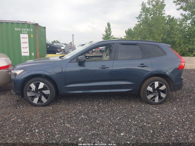 Продаж на аукціоні авто 2025 Volvo Xc60 Plug-in Hybrid Plus, T8 Awd Electric/gasoline, Dark, vin: YV4H60RCXS1104424, номер лоту: 45316213