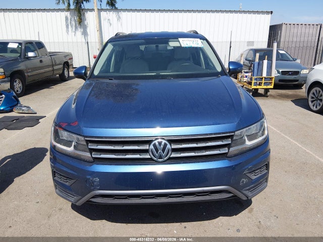 2018 Volkswagen Tiguan 2.0t S მანქანა იყიდება აუქციონზე, vin: 3VV1B7AXXJM115241, აუქციონის ნომერი: 45316232