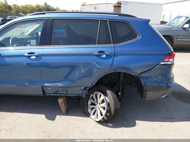 2018 Volkswagen Tiguan 2.0t S მანქანა იყიდება აუქციონზე, vin: 3VV1B7AXXJM115241, აუქციონის ნომერი: 45316232