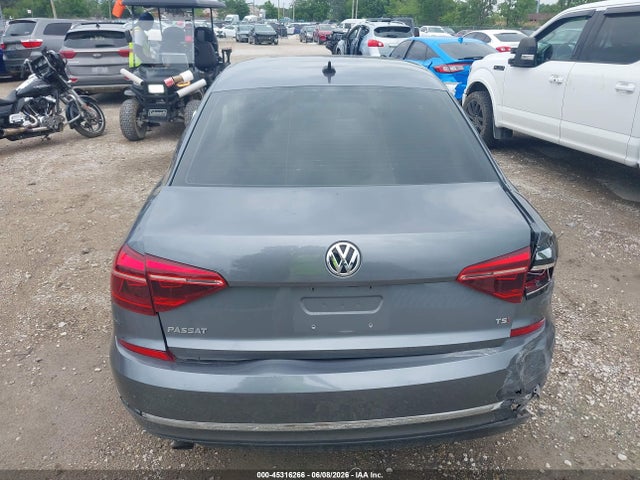 Продаж на аукціоні авто 2019 Volkswagen Passat 2.0t Wolfsburg Edition, vin: 1VWLA7A34KC003736, номер лоту: 45316266
