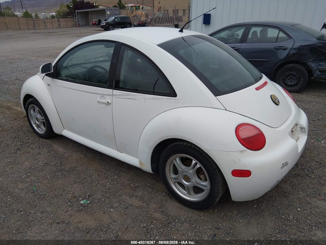 2000 Volkswagen New Beetle Gls მანქანა იყიდება აუქციონზე, vin: 3VWCC21C3YM454760, აუქციონის ნომერი: 45316267