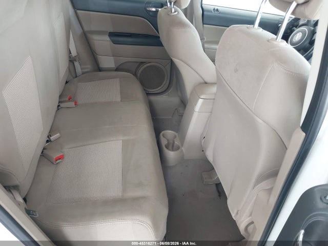 2011 Jeep Compass მანქანა იყიდება აუქციონზე, vin: 1J4NT1FB6BD267659, აუქციონის ნომერი: 45316271