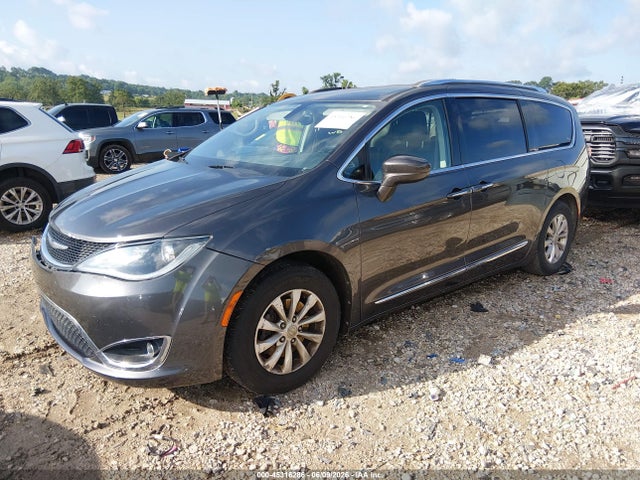 Продаж на аукціоні авто 2018 Chrysler Pacifica Touring L, vin: 2C4RC1BG8JR217222, номер лоту: 45316286