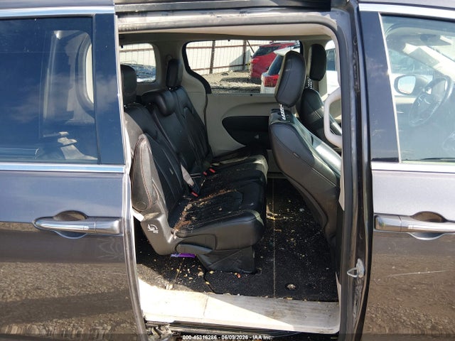 Продаж на аукціоні авто 2018 Chrysler Pacifica Touring L, vin: 2C4RC1BG8JR217222, номер лоту: 45316286