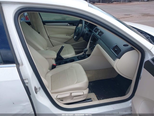 Продаж на аукціоні авто 2015 Volkswagen Passat 1.8t Limited Edition, vin: 1VWAT7A38FC109615, номер лоту: 45316287