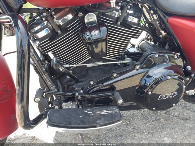 Harley-Davidson FLHXS 2019 1HD1KRP15KB667881 Image 9