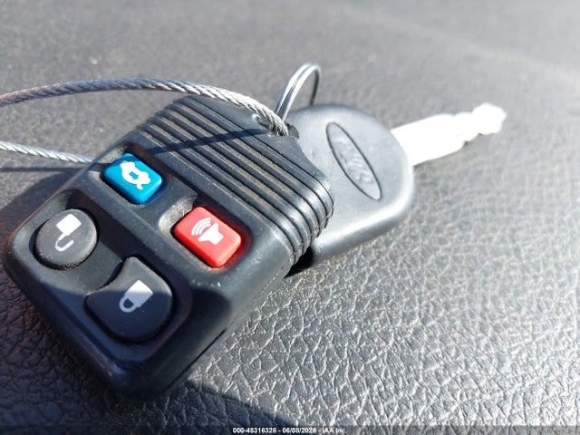 2006 Ford Mustang V6 მანქანა იყიდება აუქციონზე, vin: 1ZVFT80N365157803, აუქციონის ნომერი: 45316328