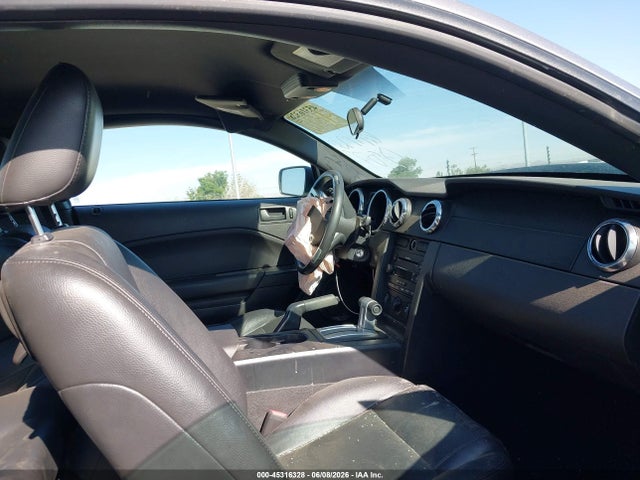 2006 Ford Mustang V6 მანქანა იყიდება აუქციონზე, vin: 1ZVFT80N365157803, აუქციონის ნომერი: 45316328