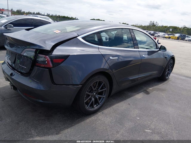 Tesla Model 3 Long Range/performance 2019 5YJ3E1EB4KF386084 Image 4