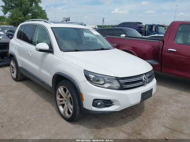 2013 Volkswagen Tiguan Sel მანქანა იყიდება აუქციონზე, vin: WVGAV3AX1DW566427, აუქციონის ნომერი: 45316353