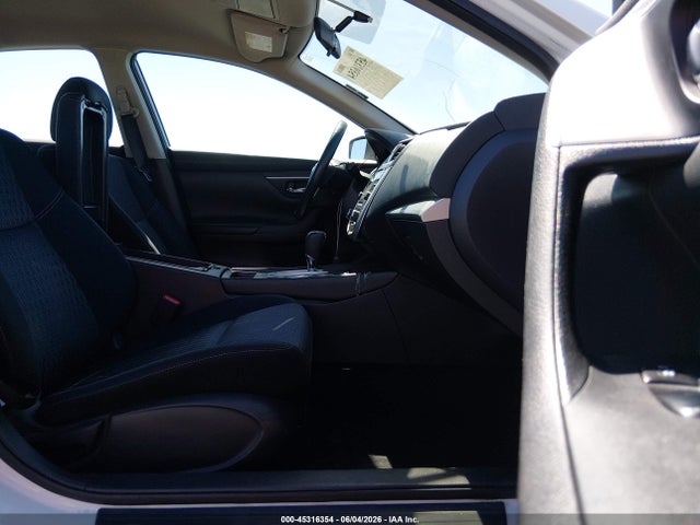 45316354 :رقم المزاد ، 1N4AL3AP5GC144795 vin ، 2016 Nissan Altima 2.5 Sv مزاد بيع
