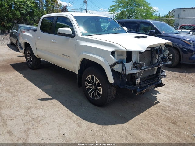 2022 Toyota Tacoma Trd Sport მანქანა იყიდება აუქციონზე, vin: 3TYCZ5AN7NT067228, აუქციონის ნომერი: 45316359