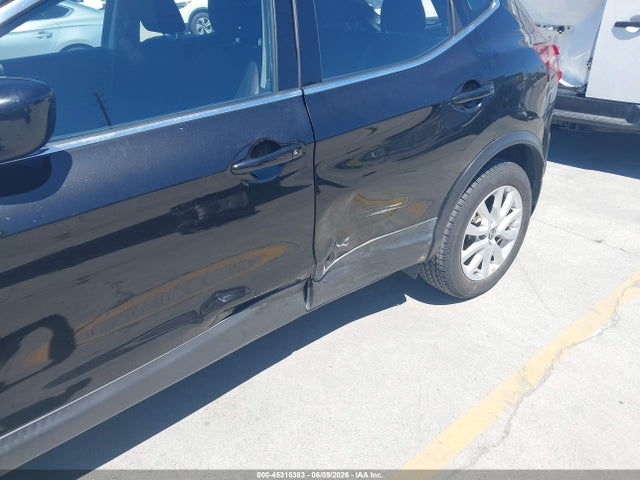 Auction sale of the 2021 Nissan Rogue Sport S Awd Xtronic Cvt, vin: JN1BJ1AW3MW422638, lot number: 45316383