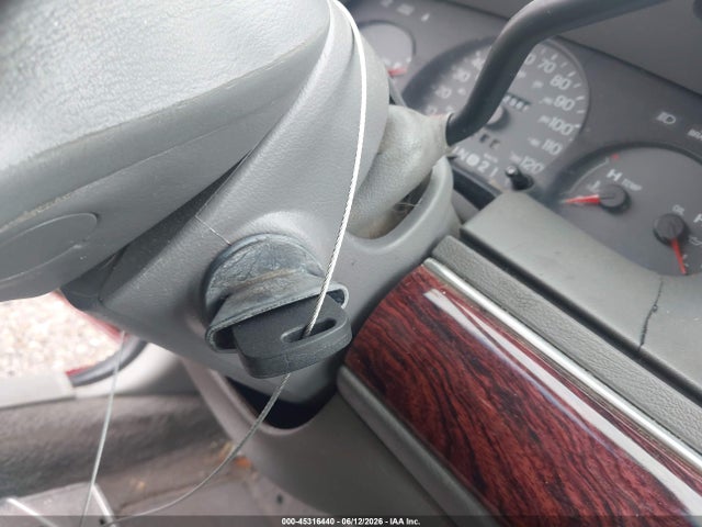 Aukcja sprzedaży 2001 Mercury Grand Marquis Gs, vin: 2MEFM74W91X603701, numer aukcji: 45316440