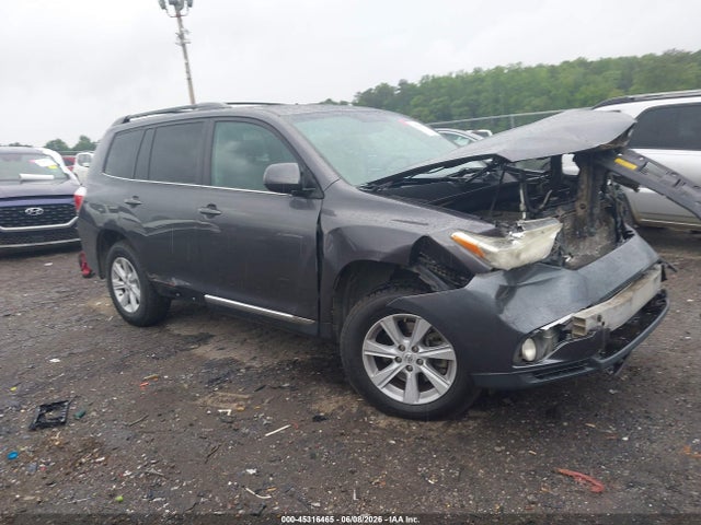 2013 Toyota Highlander Se V6 მანქანა იყიდება აუქციონზე, vin: 5TDZK3EH8DS116907, აუქციონის ნომერი: 45316465