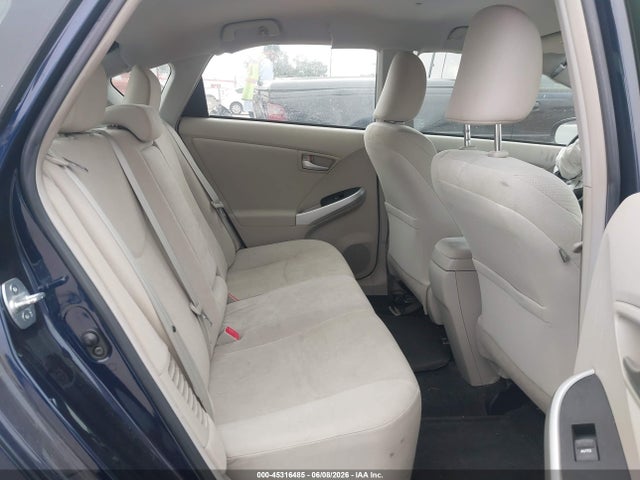 JTDKN3DU4F0438599 Toyota Prius Three